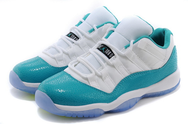 Jordan 11 Low Men Super Perfect--010